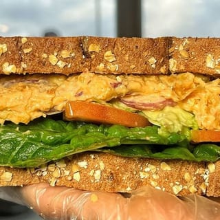 CHICKPEAS SALAD SANDWICH